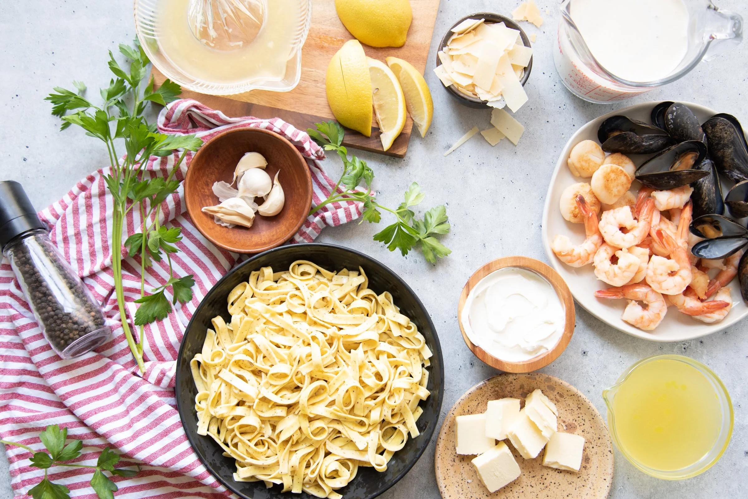 MMHN-Lemonpepperseafoodpasta-011.jpg
