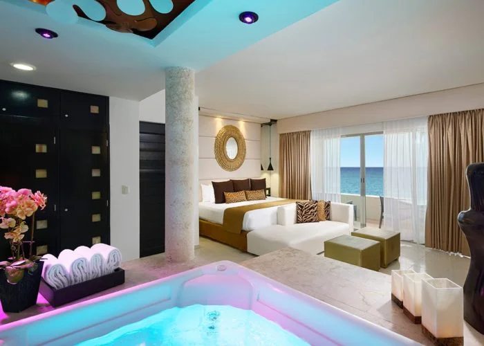 desire-riviera-passion-suite-00-1200x900-700x500.jpg