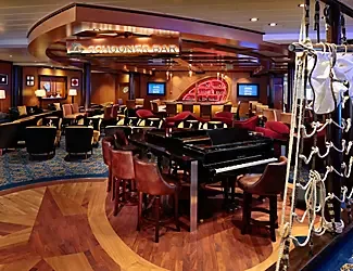 schooner-bar-piano-lounge-empty-venue.webp