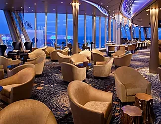 viking-crown-lounge-venue-cocktails-bar-nightlife.webp
