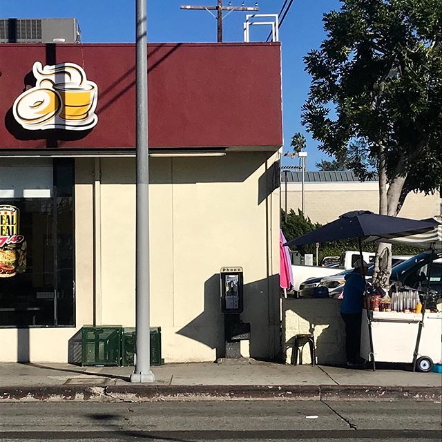 #ladeadphone #losangeles #coffee #donuts #winchells #western