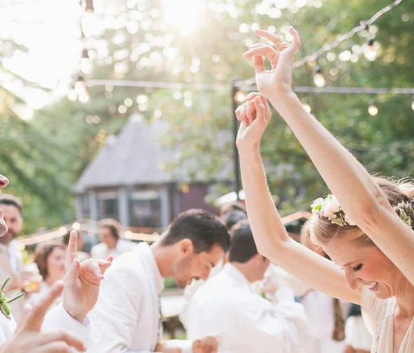 WEDDINGS PACKAGES_title.jpg