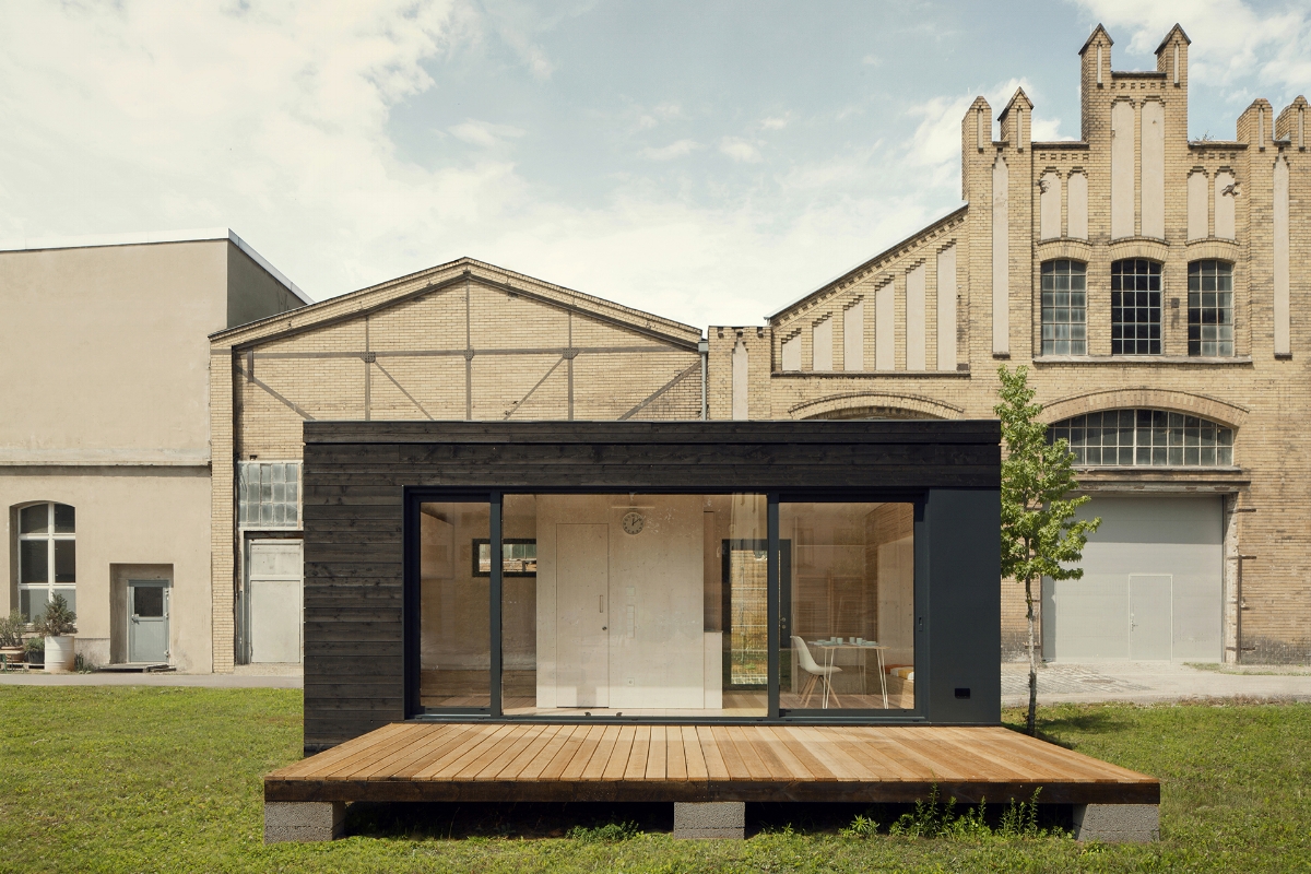 Exterior FRONT 1.jpg
