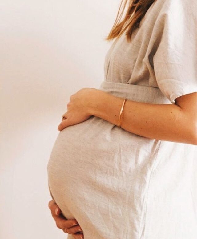 Are you a mum-to-be? 🤱🏼
.
While you've probably been promised that &quot;pregnancy glow&quot;, sometimes a little helping hand is needed to get there. All the hormonal changes required to grow your little one can take a toll on your skin- from acne