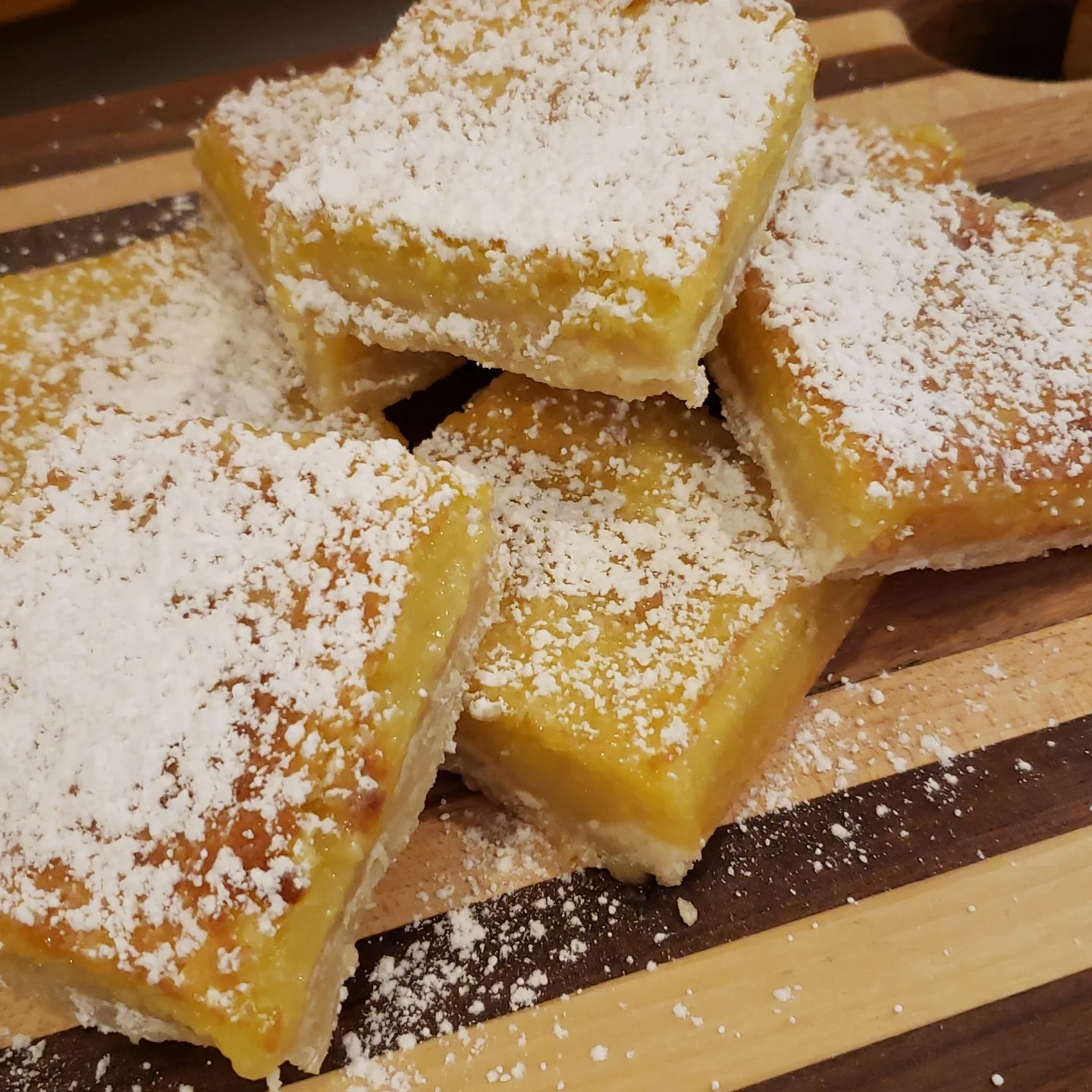  Lemon Bars 
