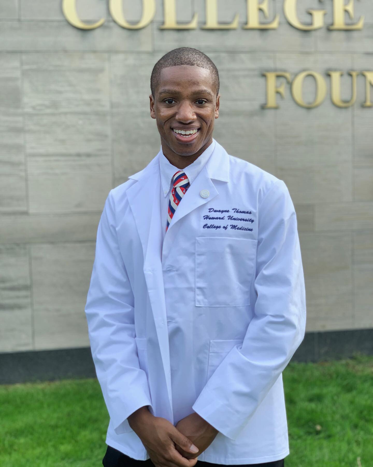 ✨ STUDENT SPOTLIGHT ✨

Name: Dwayne Thomas - Vice President of Education

Hometown: Baltimore, MD

College/Education: Loyola University Maryland

Specialty of Interest: Surgery/Surgical Oncology

Fun Fact: I coached ice hockey prior to coming to Howa