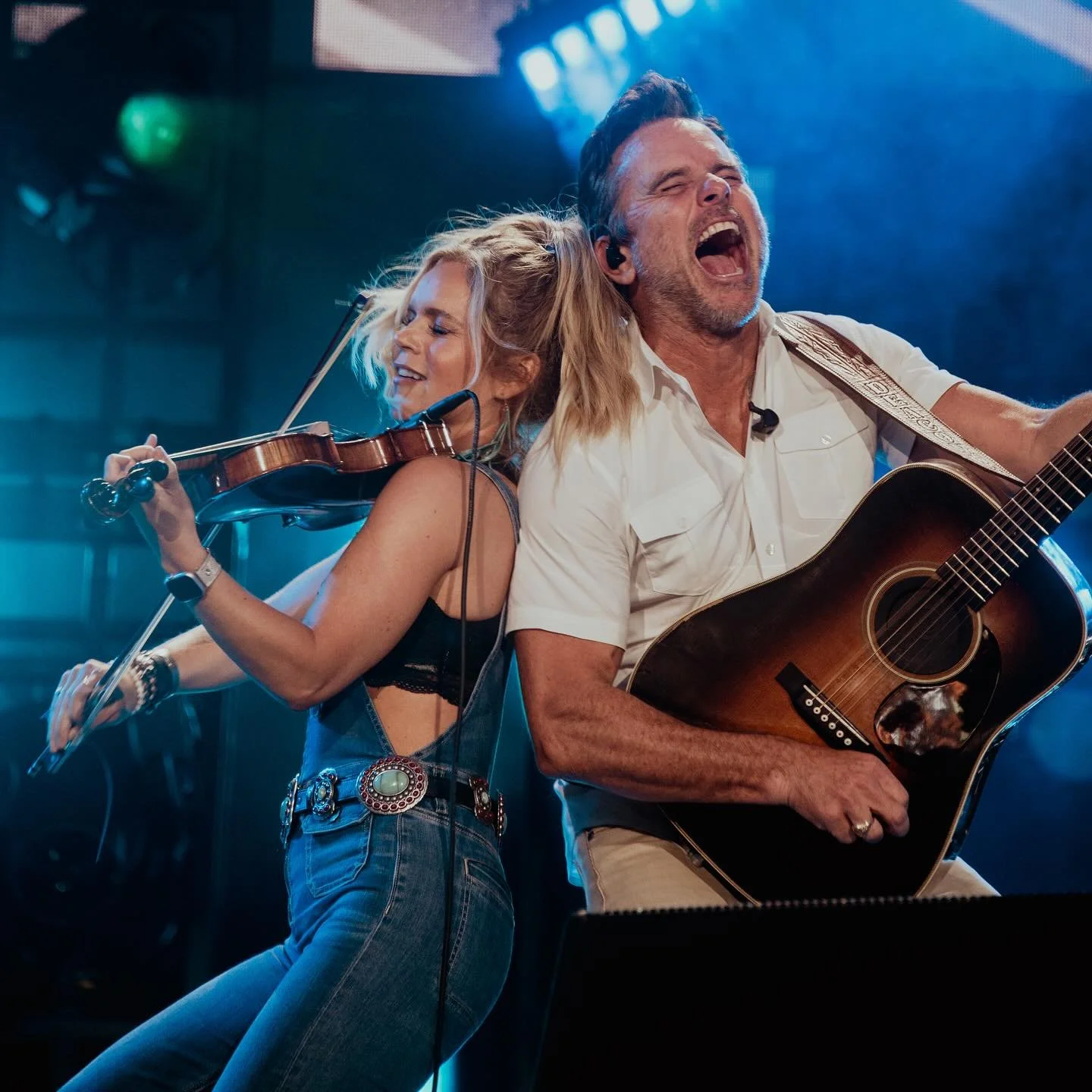 CHARLES ESTEN x CMA FEST 2025 ✨

In true&nbsp;fashion, @charlesesten kicked off CMA Fest at @nissanstadium commanding a lively&nbsp; crowd with high energy&nbsp;and amazing music! He added to the magic by bringing out a handful of talented collaborat