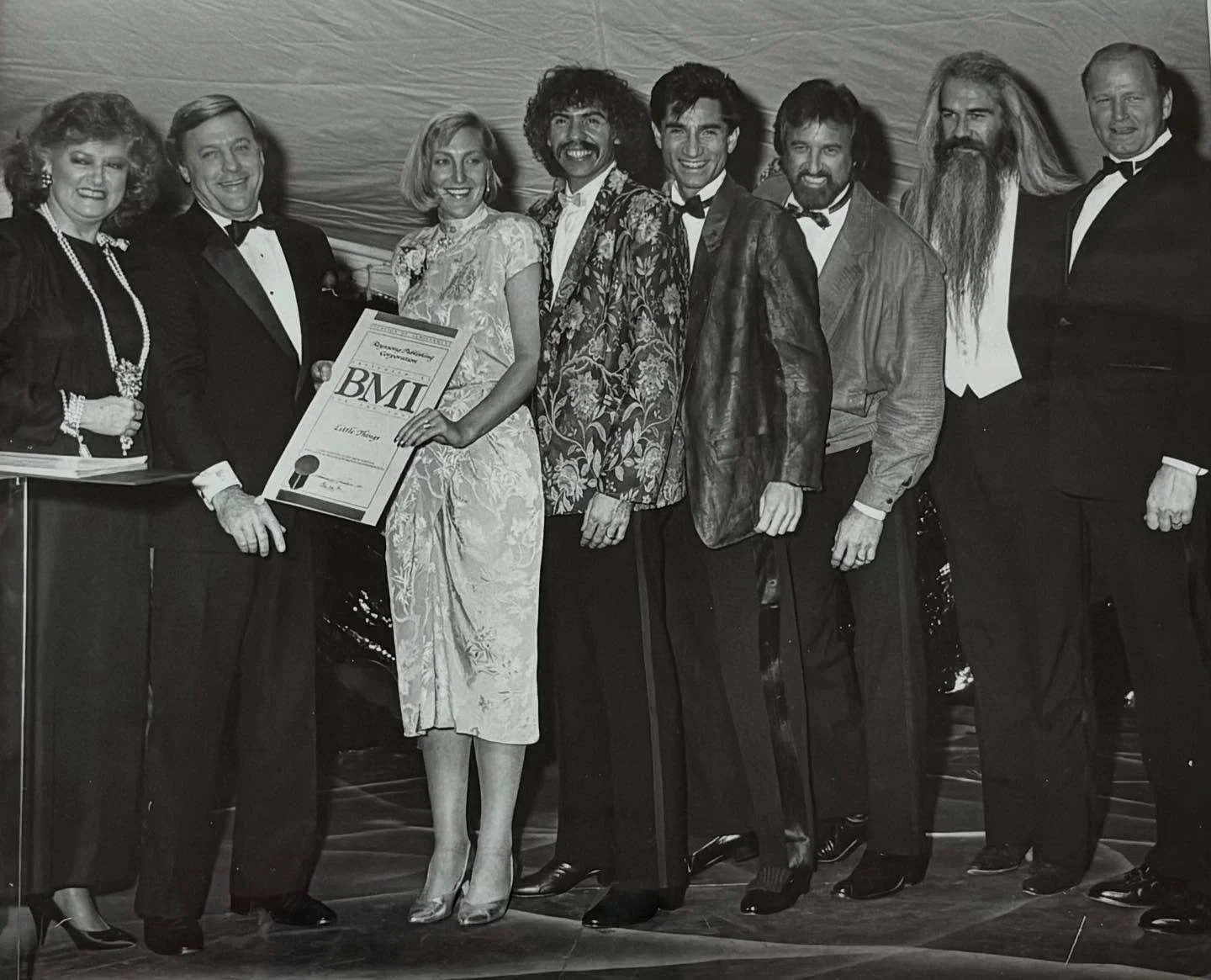 WRENSONG 1985
📍BMI Awards

As we approach Wrensong&rsquo;s 40th anniversary, we are taking a look back down memory lane!&nbsp;In 1985, &ldquo;Little Things&rdquo; written by Billy Barber, was the Oak Ridge Boy&rsquo;s first single off their album &l
