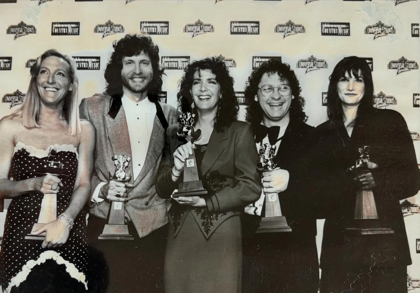 WRENSONG 1989
📍ACM Awards

In 1986, Jon Vezner became the first writer signed to Wrensong. He wrote regularly with Don Henry, and together they penned &ldquo;Where&rsquo;ve You Been.&rdquo;&nbsp;

As an extremely heartfelt ballad, artists and music 