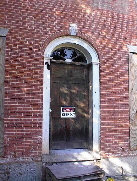 bath+back+door.JPG