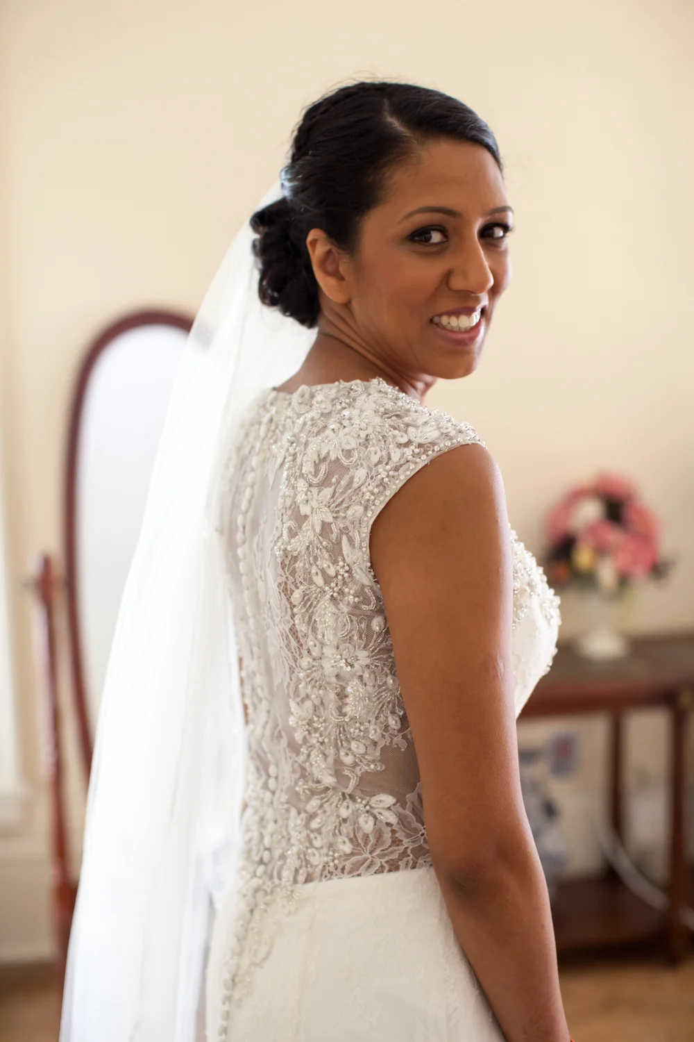 Brett-Dorrian-Minneapolis-Minnesota-Indian-Makeup-and-Hair-Artist