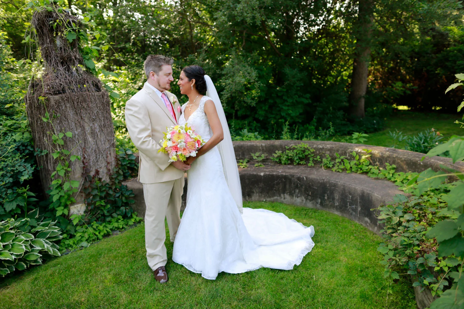 Brett-Dorrian-Minneapolis-Minnesota-Indian-Makeup-and-Hair-Artist