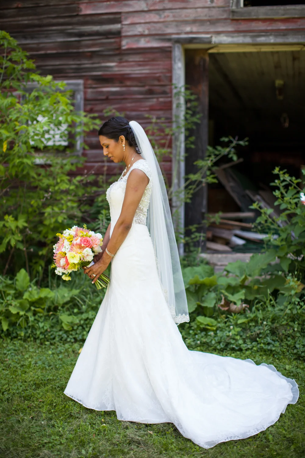 Brett-Dorrian-Minneapolis-Minnesota-Indian-Makeup-and-Hair-Artist