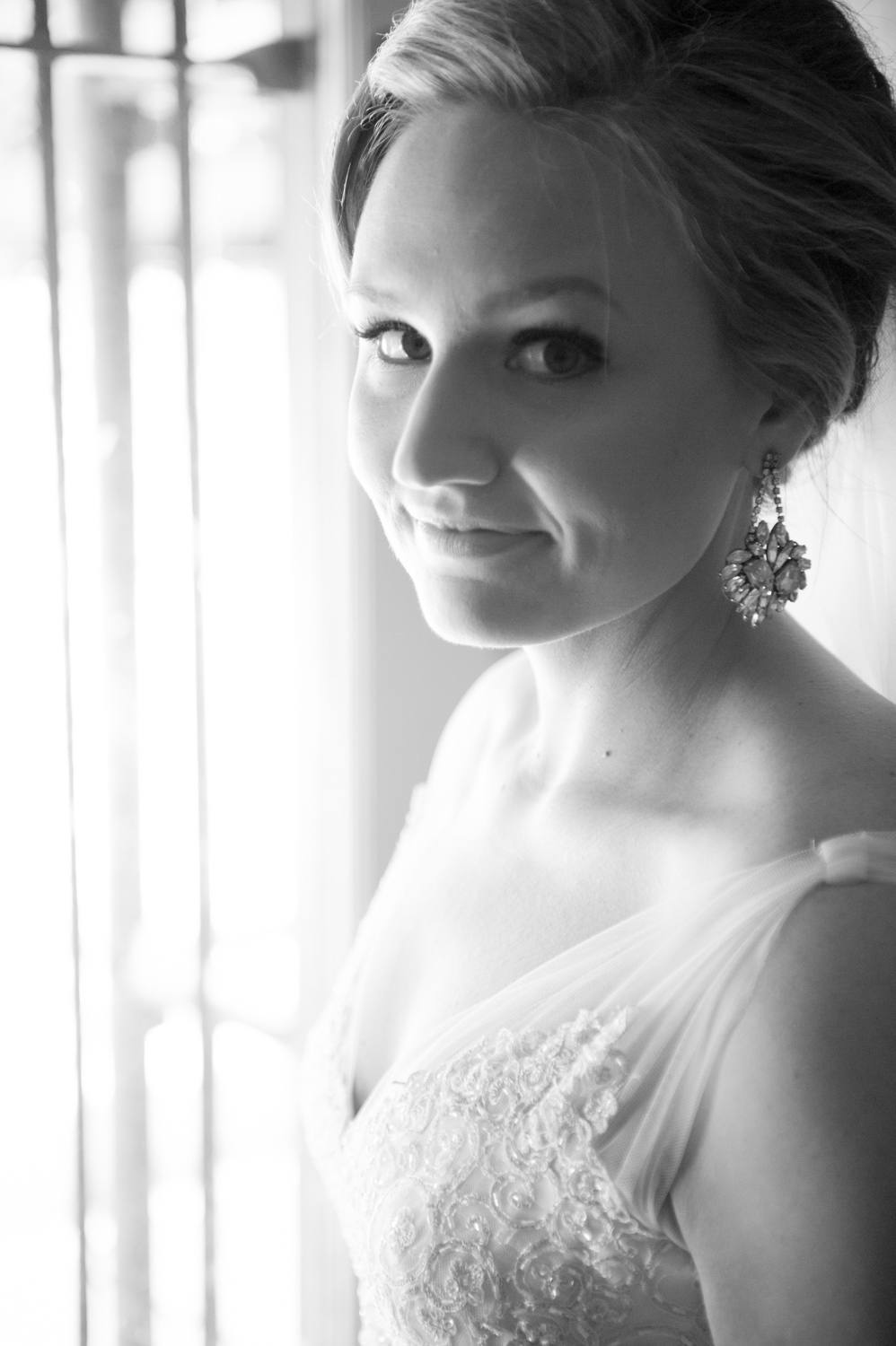 Brett-Dorrian-Minneapolis-Minnesota-Wedding-Makeup-Hair-and-Photography