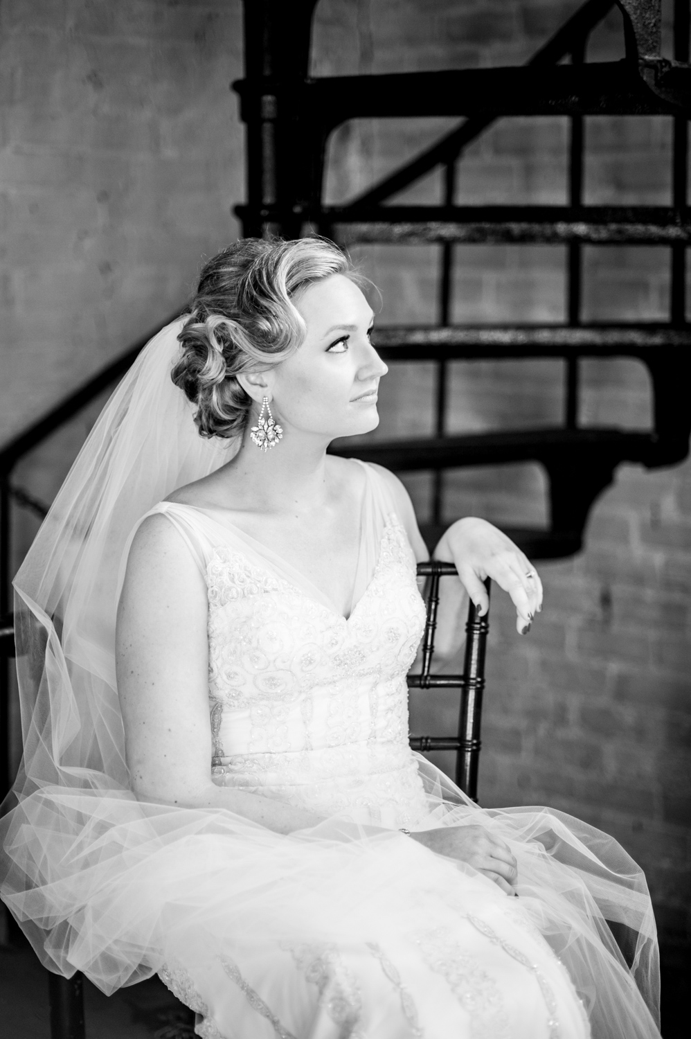 Brett-Dorrian-Minneapolis-Minnesota-Wedding-Makeup-Hair-and-Photography