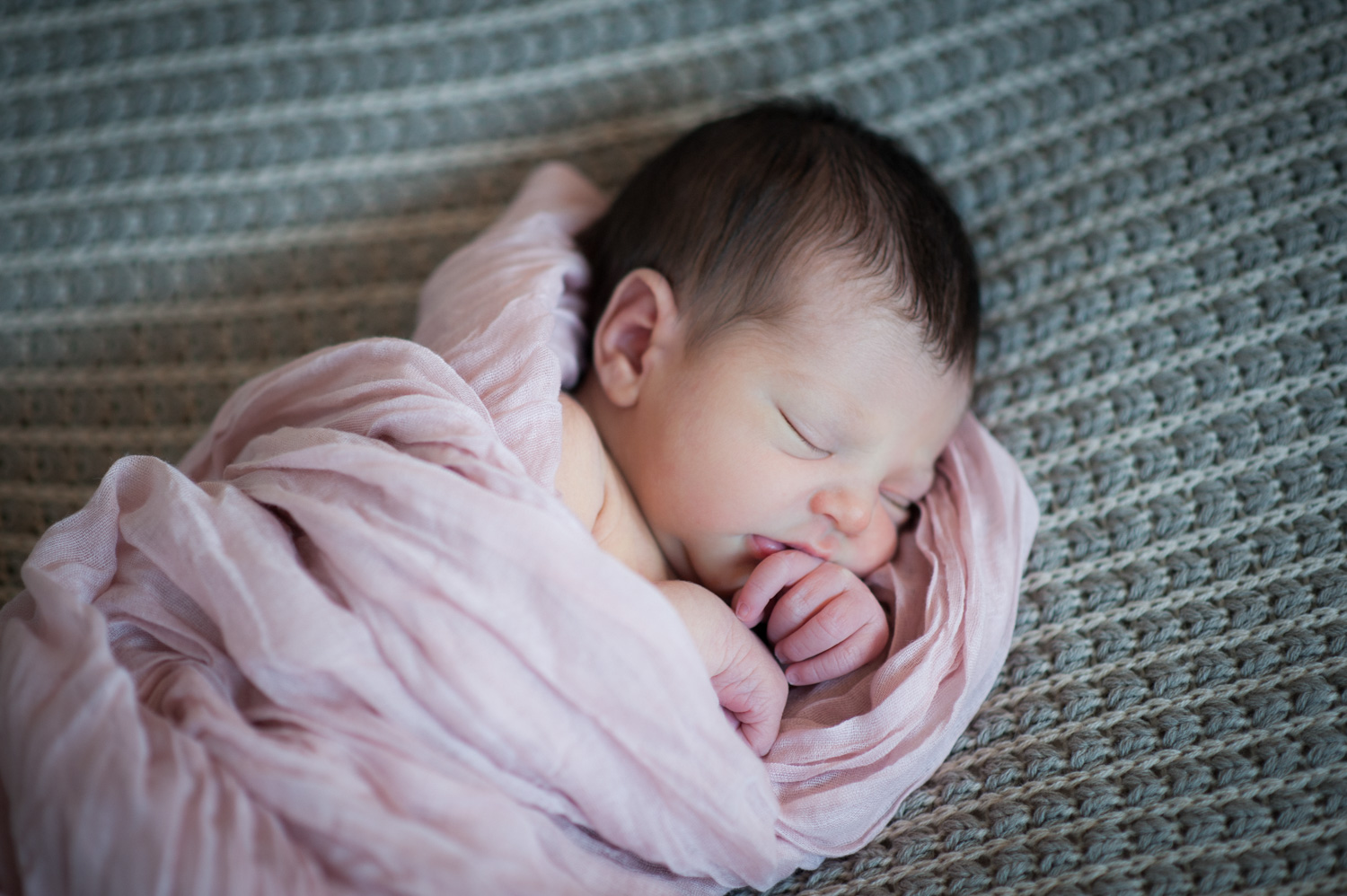 Minneapolis-Newborn-Photography-Brett-Dorrian-Artistry-Studios