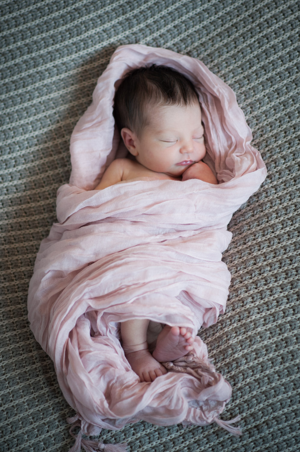 Minnesota-Newborn-Photography-Brett-Dorrian-Artistry-Studios