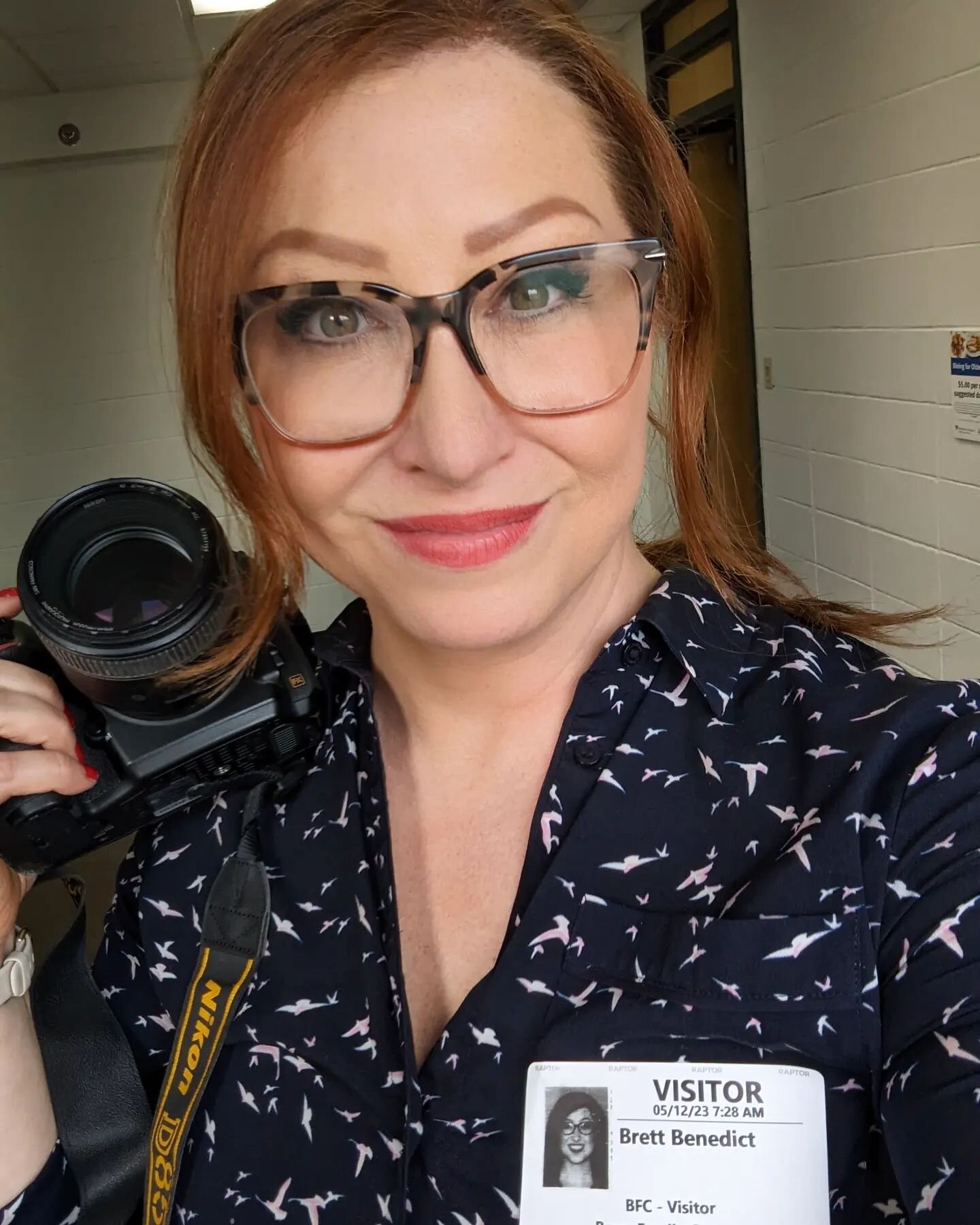 On location today for 40 fast but lovely headshots during an organization's annual meeting as a bookend before and after their keynote speaker. 

I've been complimented all morning for my skills as a hype woman- making sure folks feel confident, posi