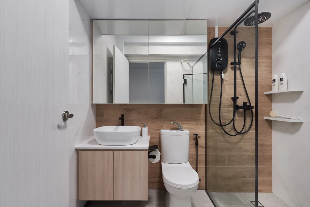 HDB Toilet Door Ideas: Functional and Stylish Solutions — Lemonfridge ...
