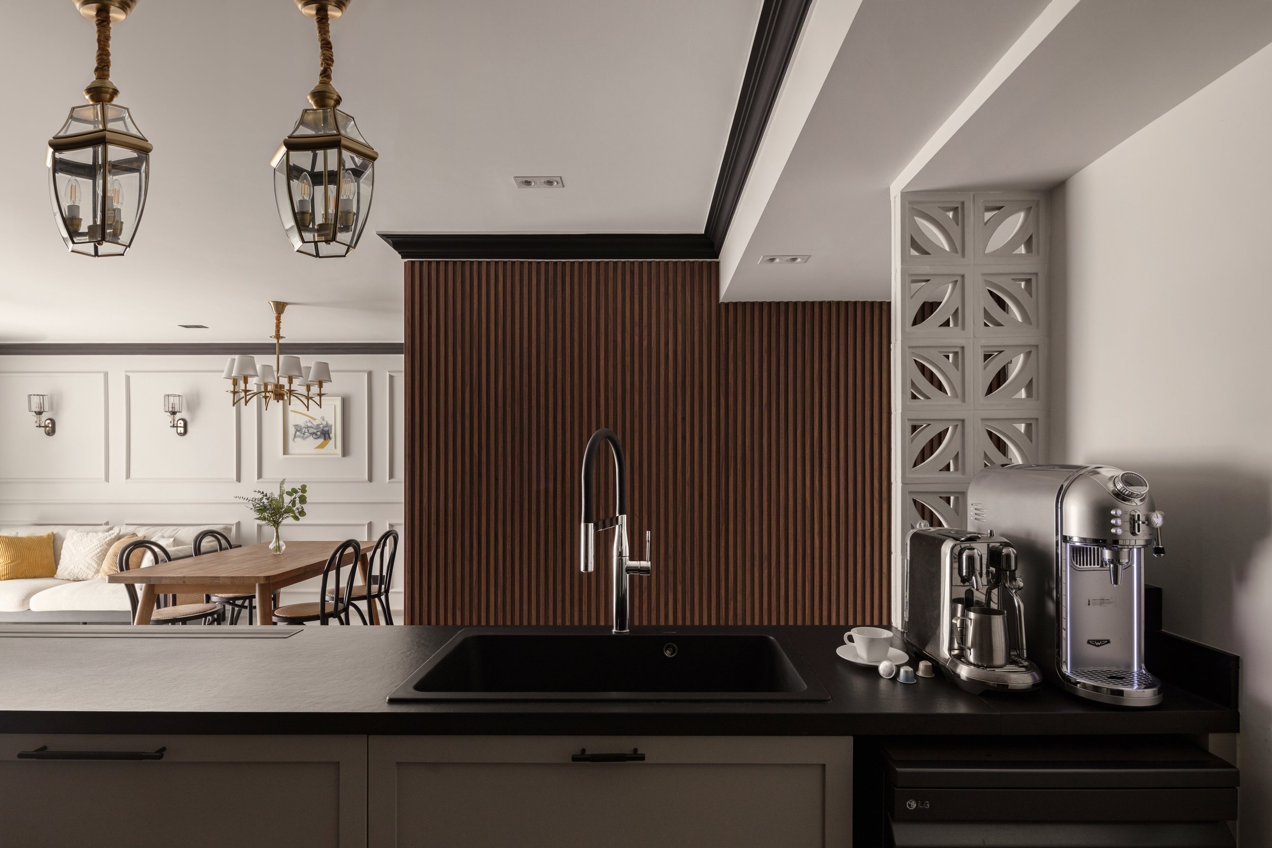 Top Modern Colonial Interior Design (2024) | Lemonfridge SG ...