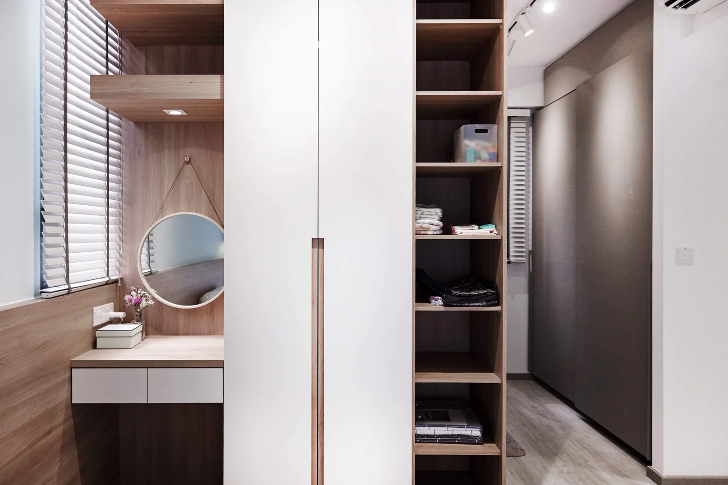 Walk in Wardrobes | Design Tips (2023) — Lemonfridge Studio