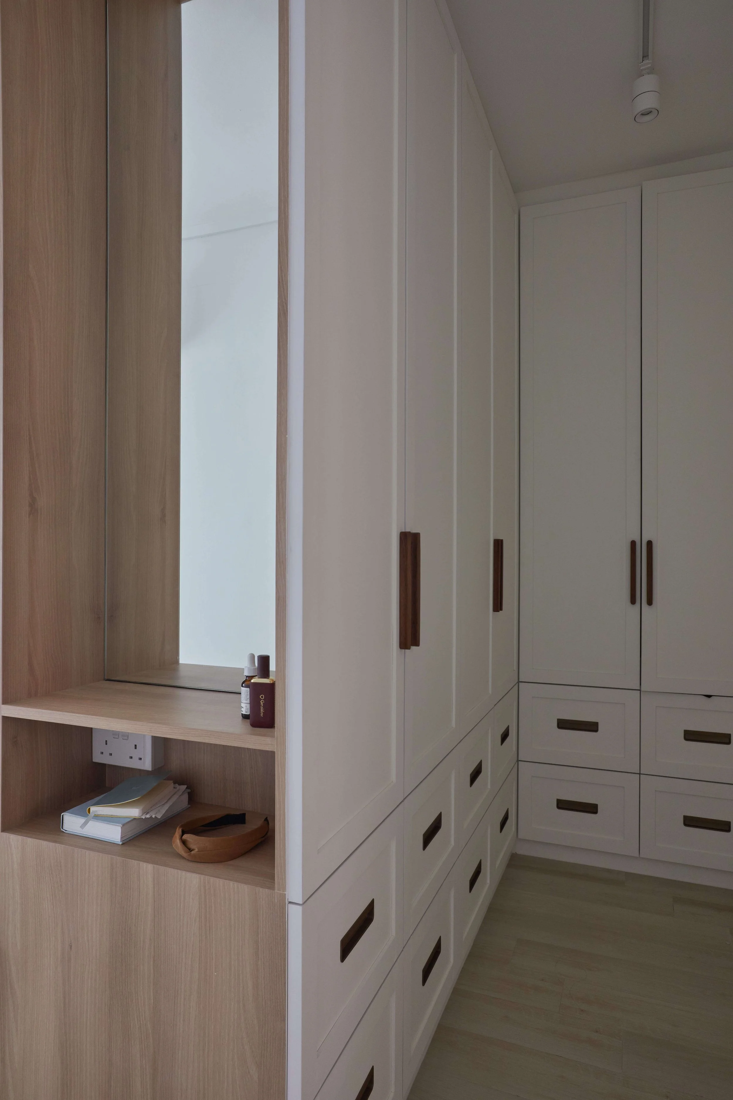 L-Shaped Wardrobe Wonders for Singapore Homes — Lemonfridge Studio