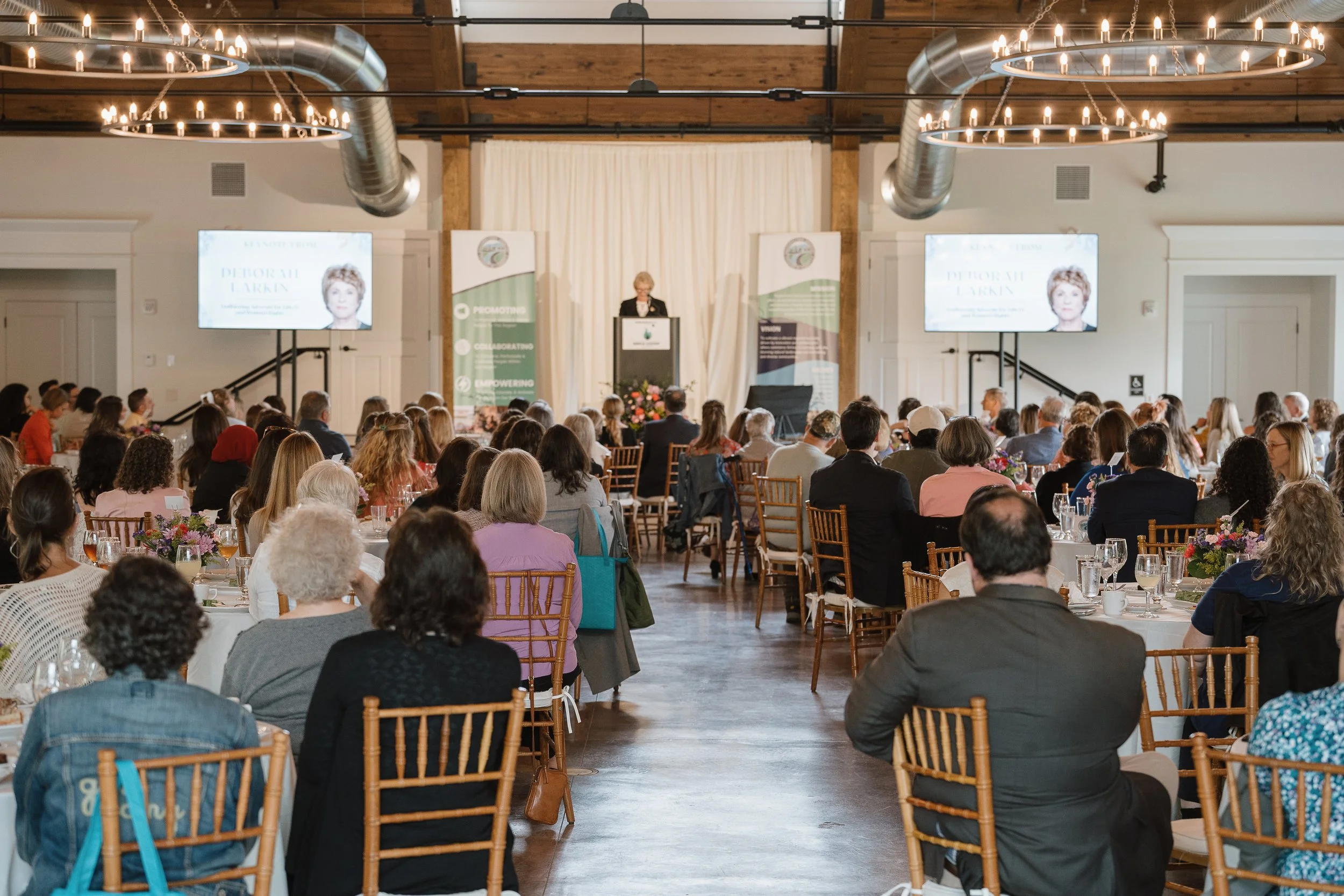 05.14.2025ChamberWomen'sLuncheon_-215.jpg