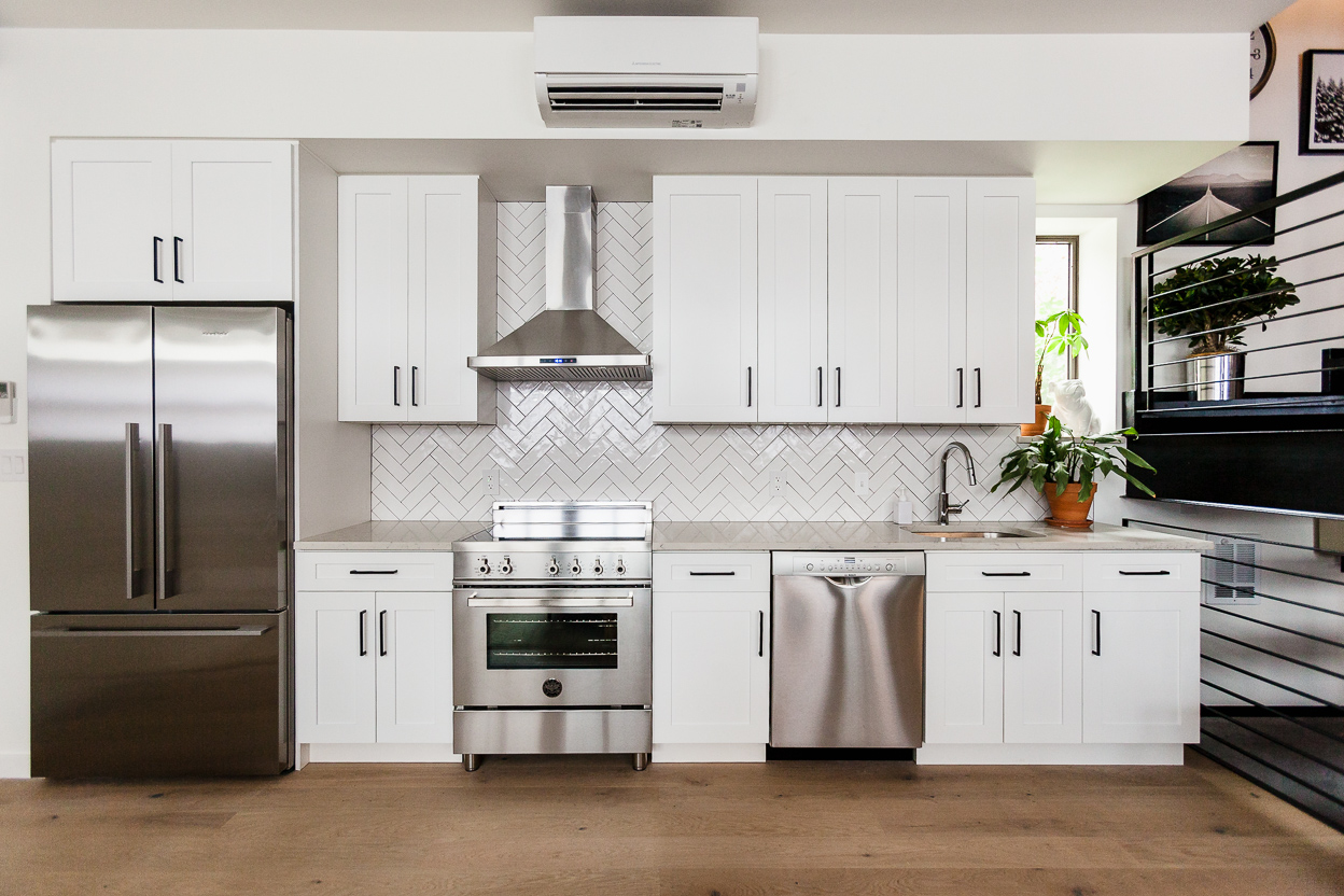 164 W 9th St7.jpg