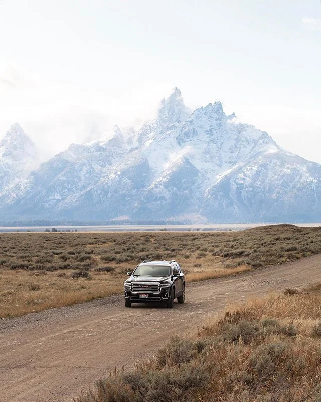Cruising through the Tetons with @daniichen 🏔😎🥰