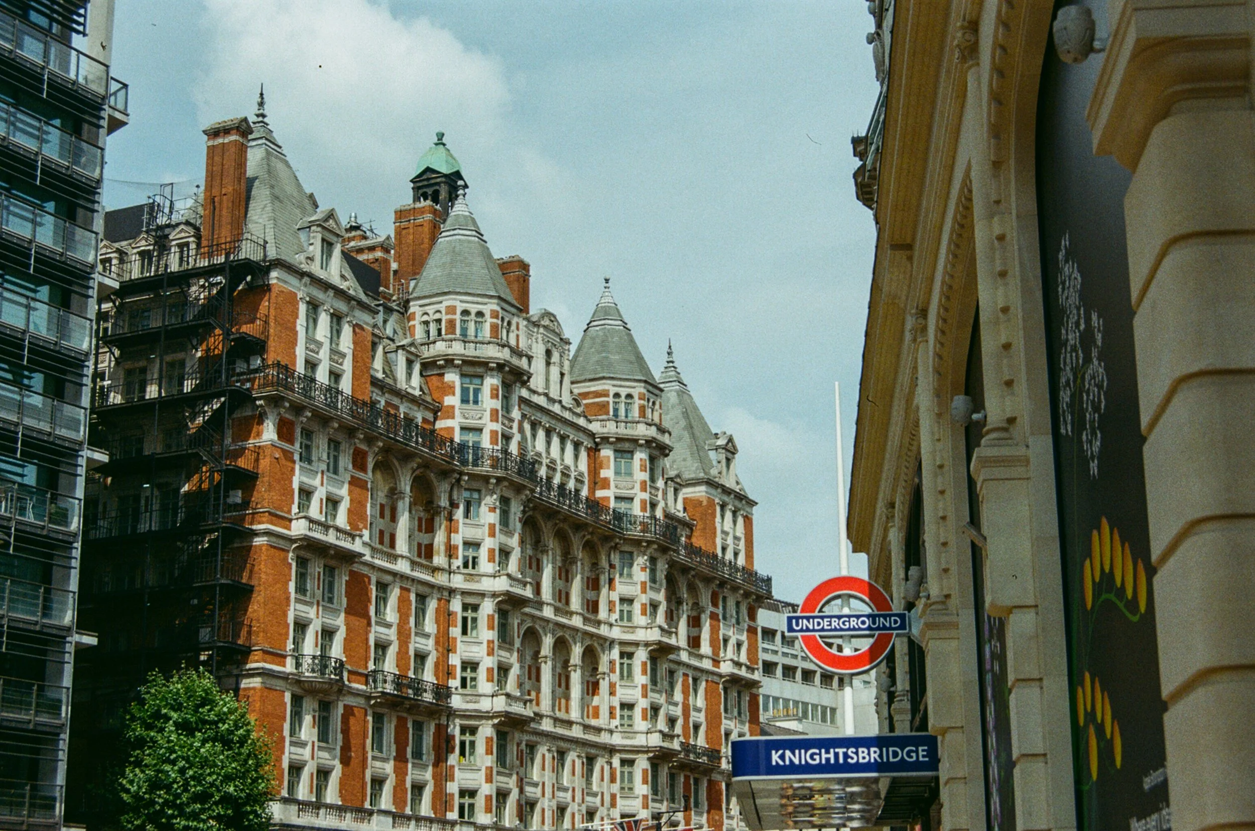 Knightsbridge 