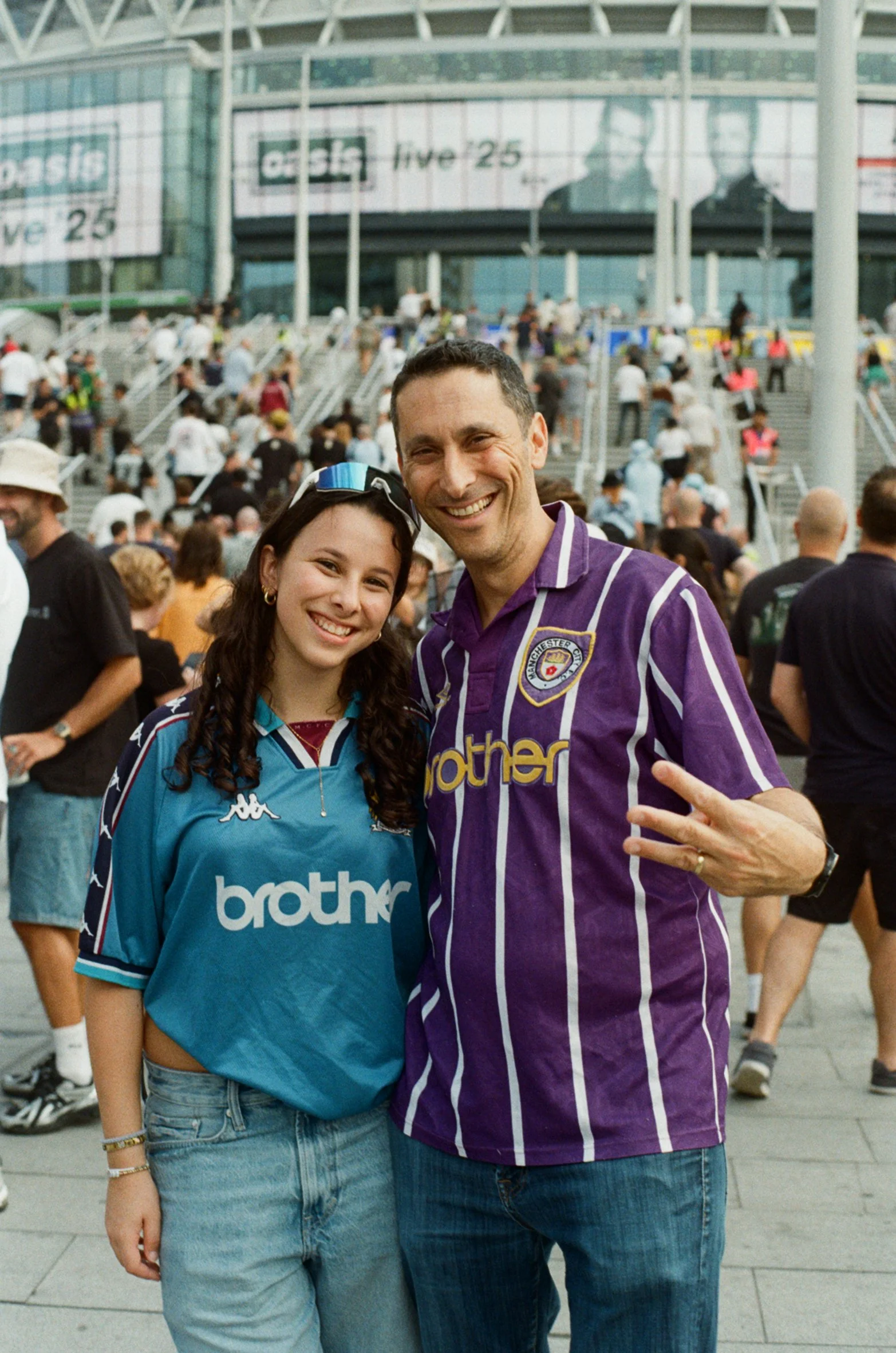 OASIS FANS_JULY-AUGUST_WEMBLEY_LONDON_LR-36.JPG