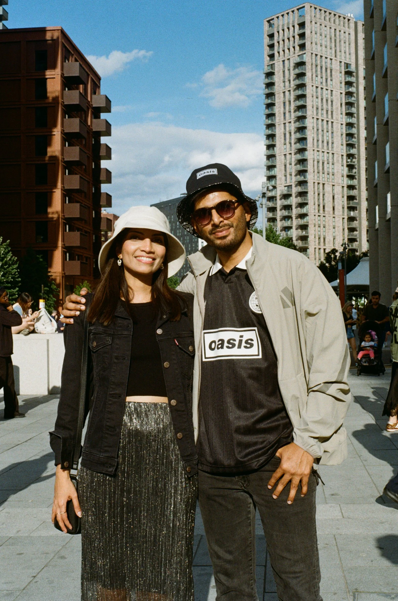 OASIS FANS_JULY-AUGUST_WEMBLEY_LONDON_LR-74.JPG