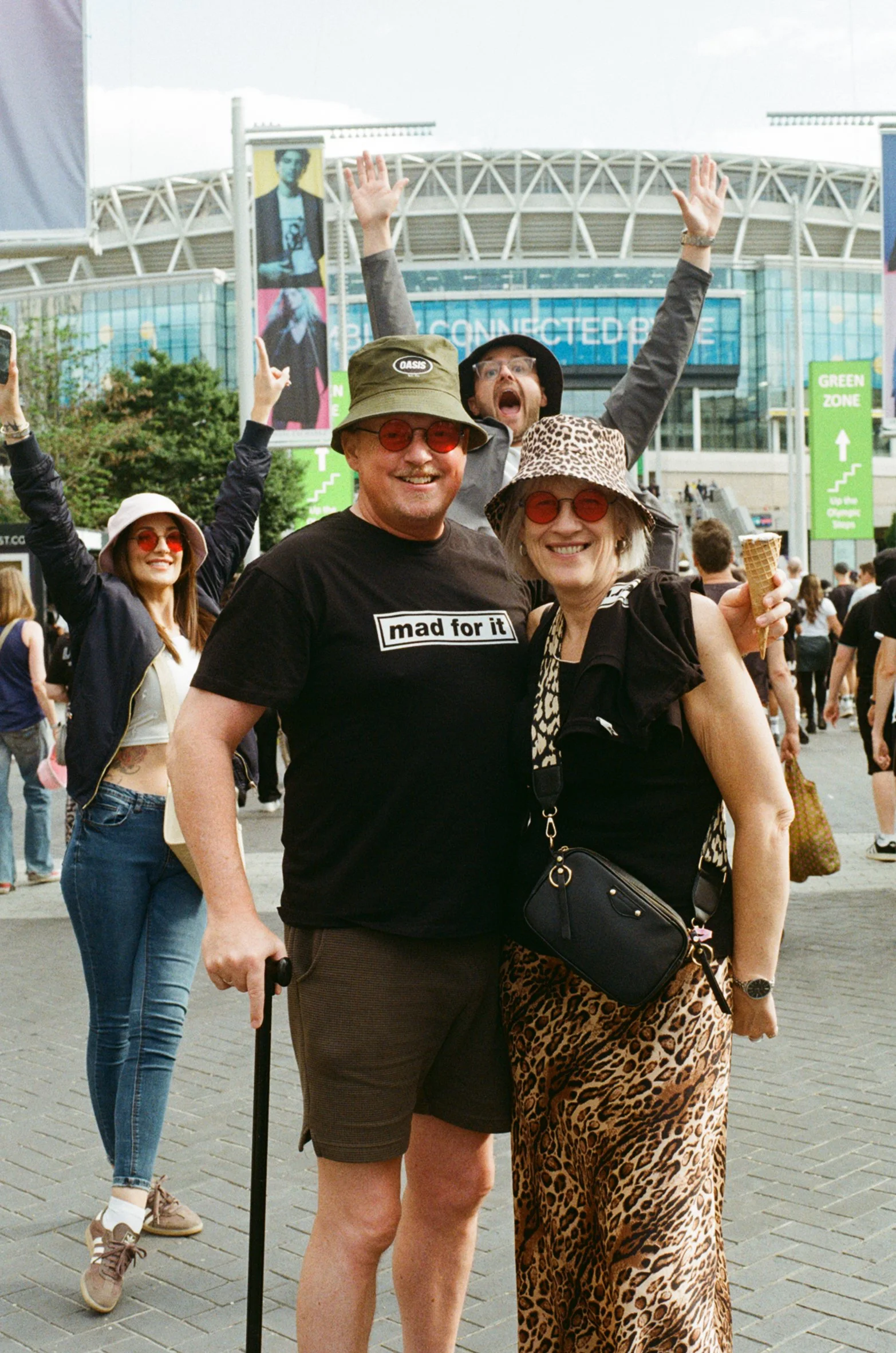 OASIS FANS_JULY-AUGUST_WEMBLEY_LONDON_LR-87.JPG