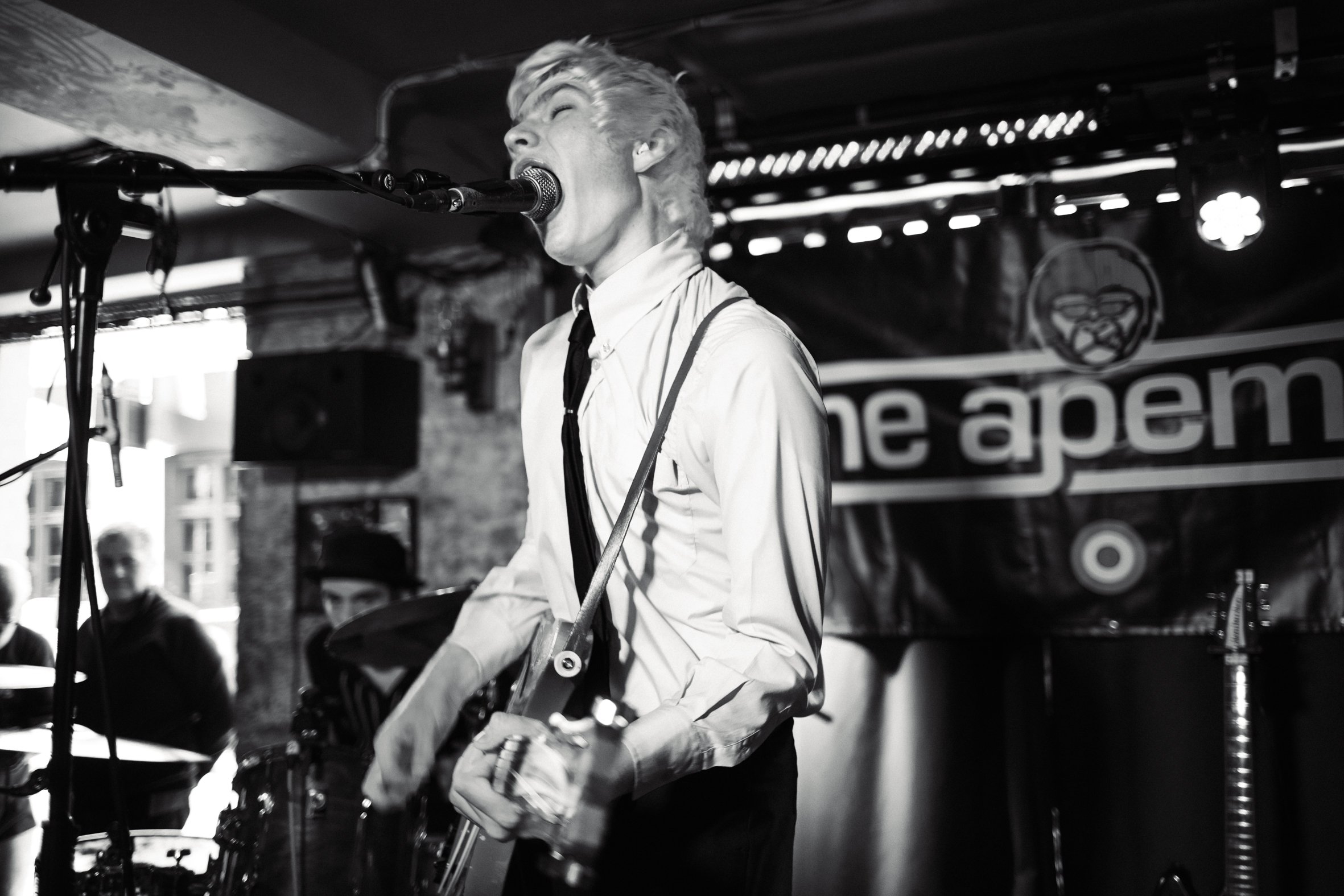 MODSTOCK LR SAT LE SCENE 2-4.JPG