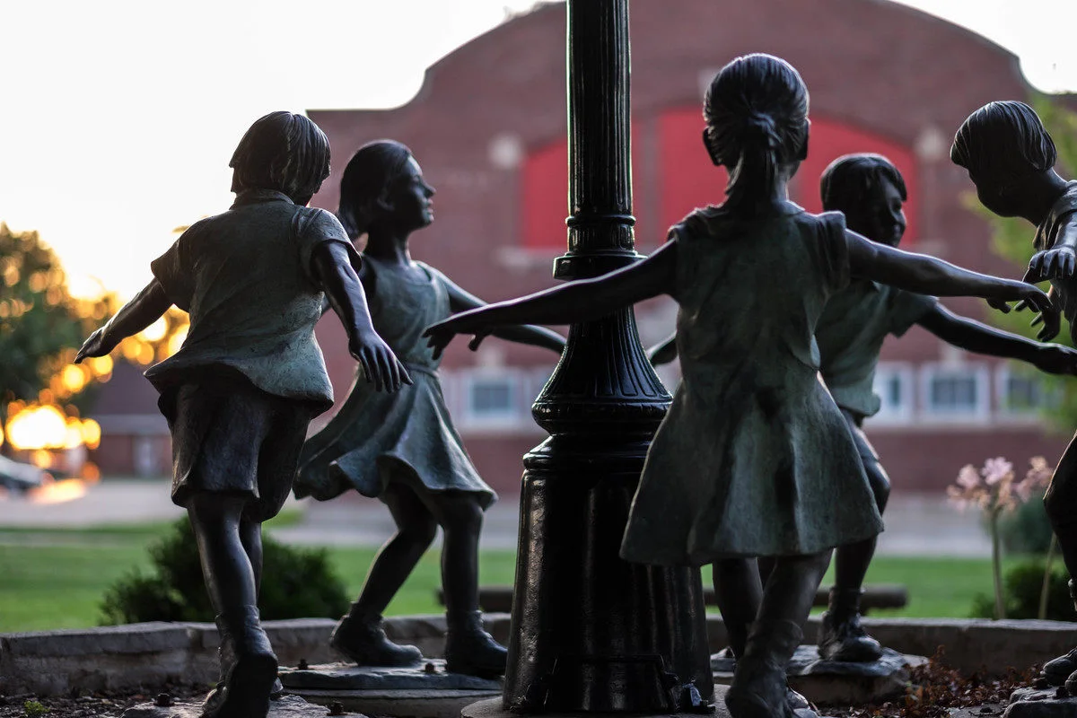 soldiersNsailorsStatue.jpg