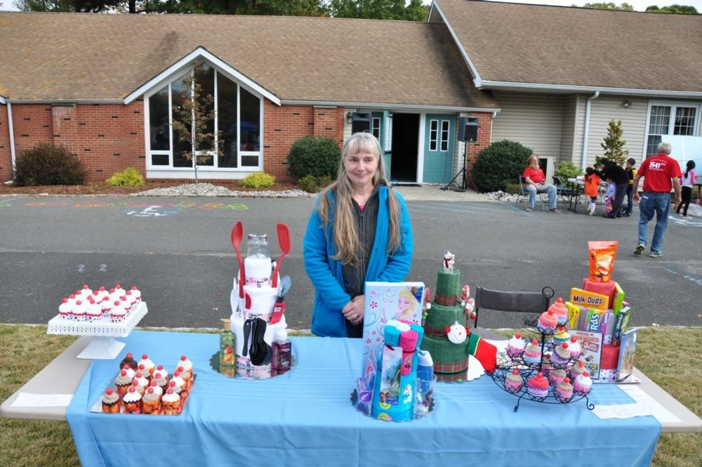 Nancy_Cakes_Table_s.jpg