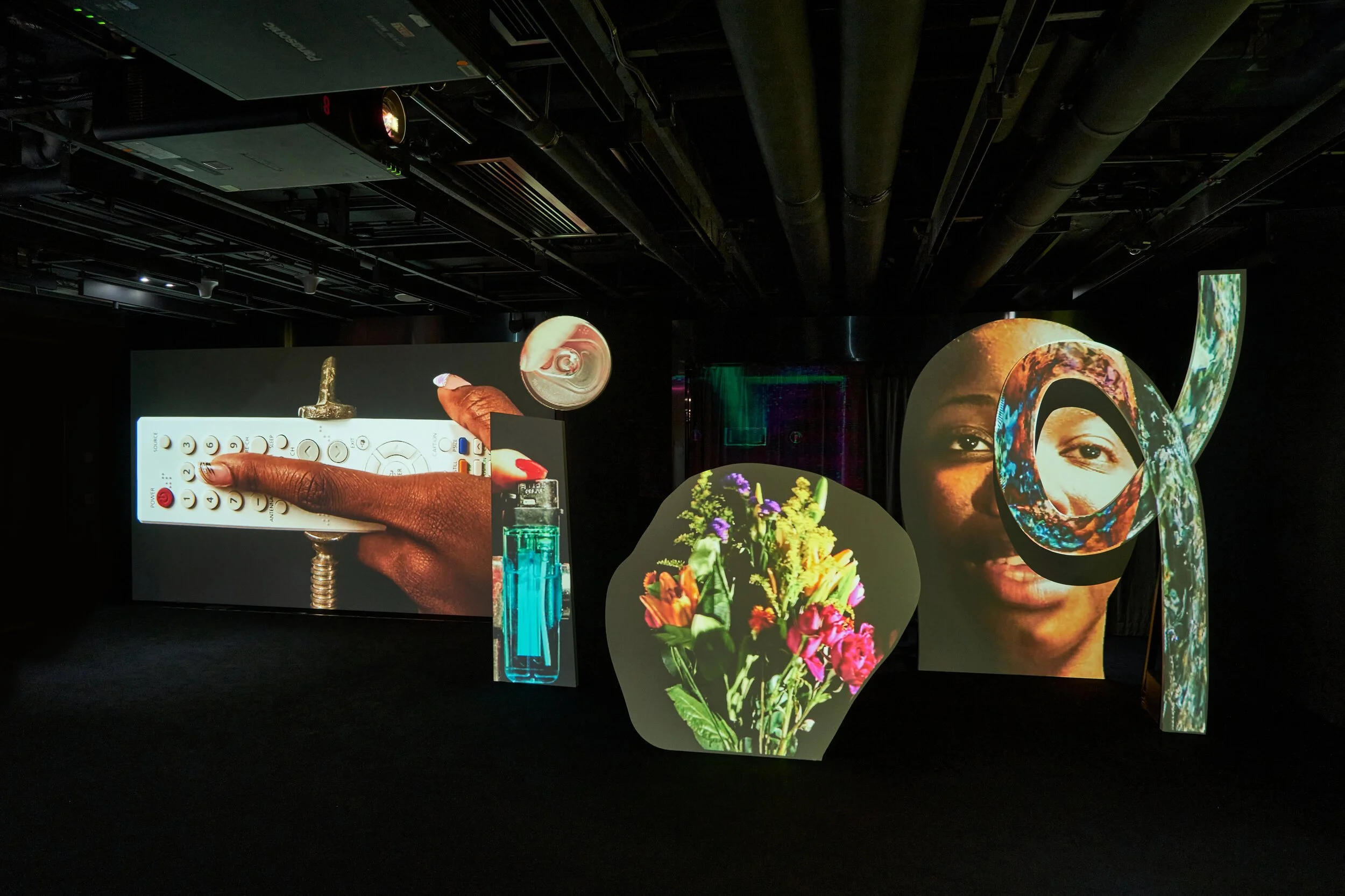 Tony+Oursler_Garage_5012.jpg