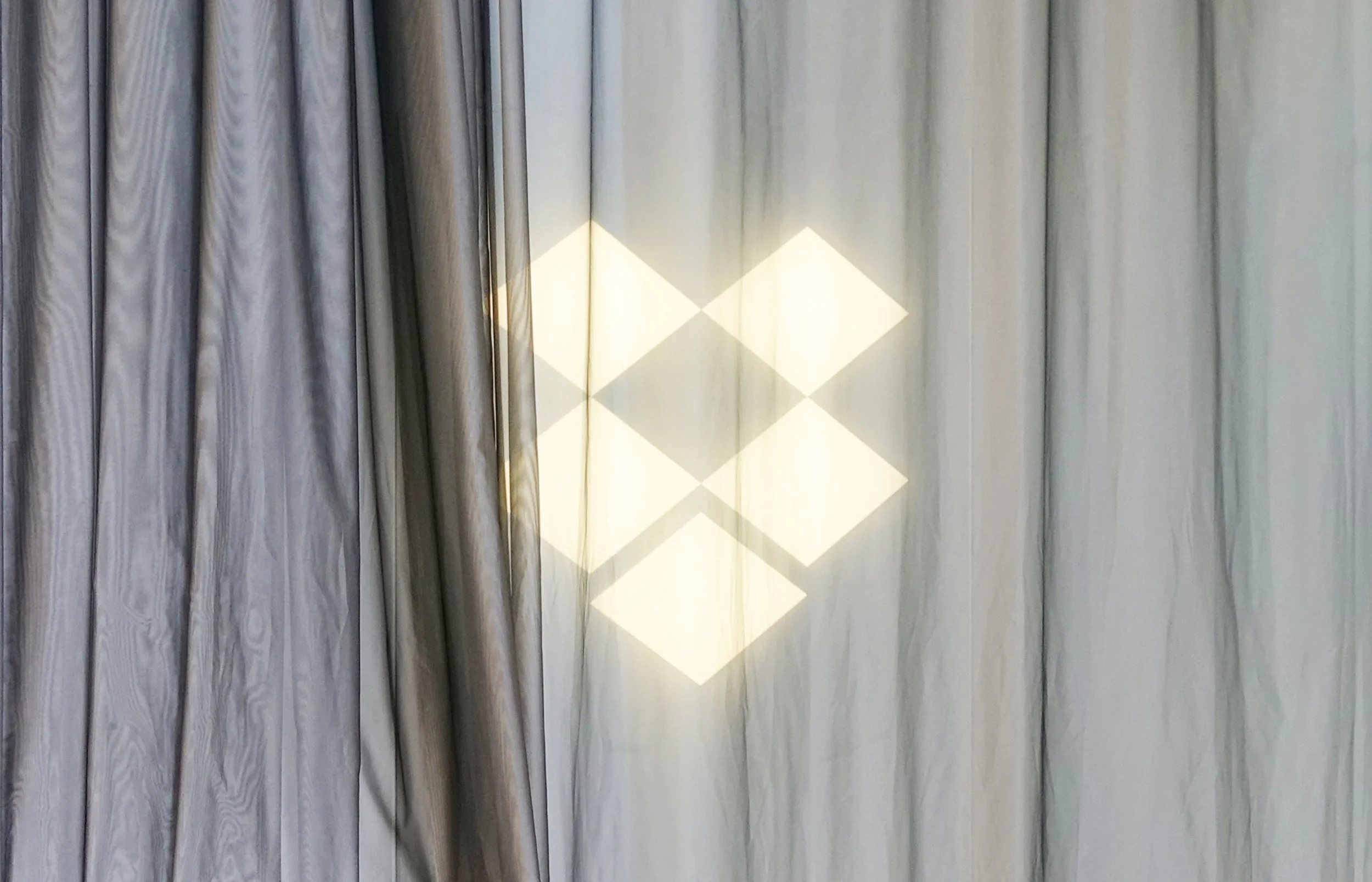 dropbox_signage_web_1.jpg