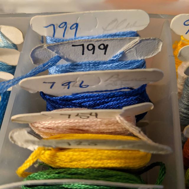 Bobbinating on a con break. It means a lot because this was my grandmother's floss so her handwriting and mine are intermingling. 799 in both made me wistfully smile.

#dmc #embroidery #crossstitch #floss