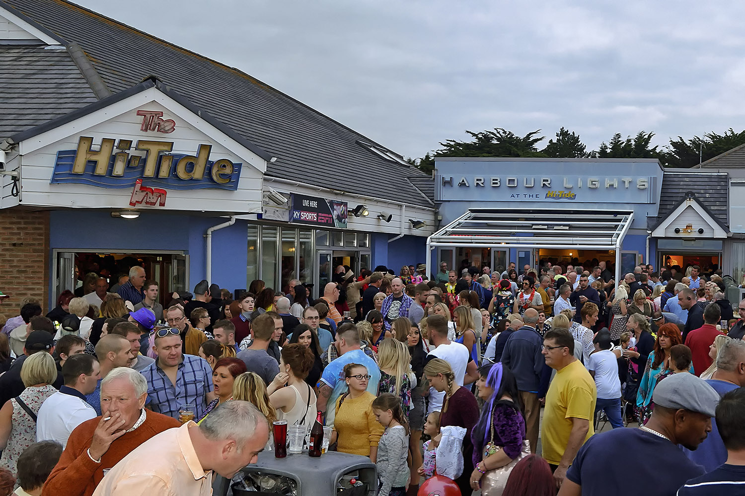 Elvis_Festival_Hi_Tide_web.jpg