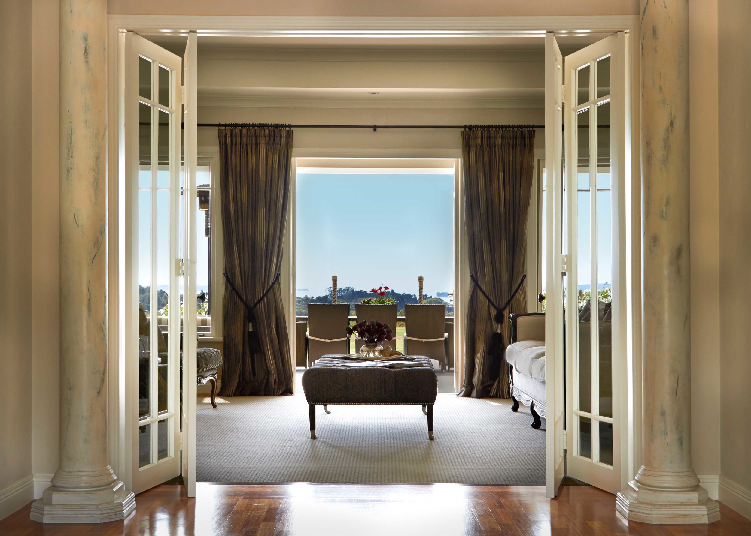IC_Interiors_Witford_Megs_Enterance.jpg