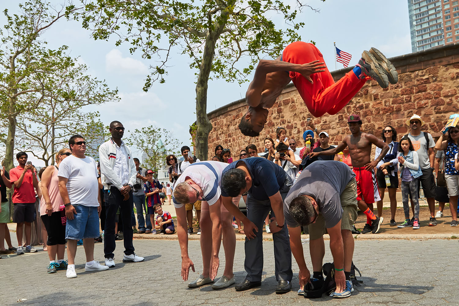Street_Performers_web.jpg