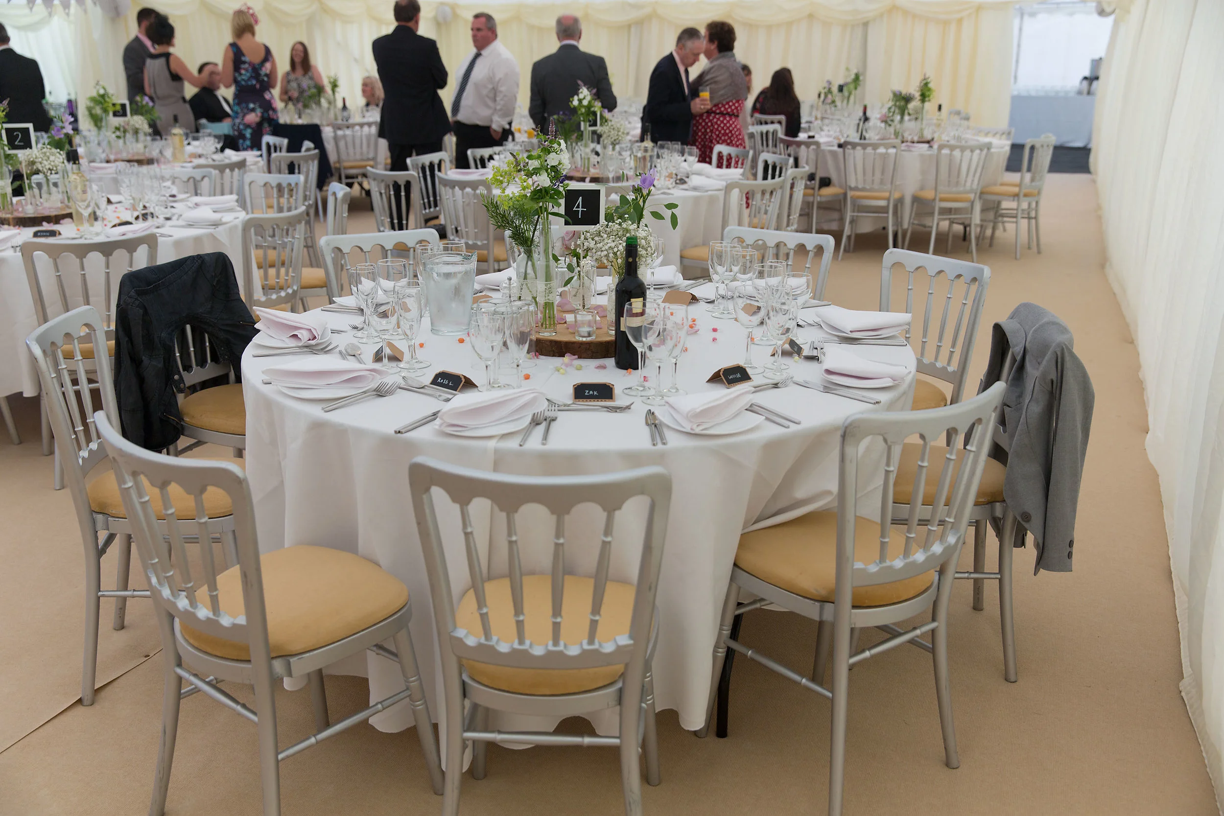 Different sizes of marquee can seat up to 300 or more guests comfortably, with separate areas for food preparation for for your evening entertainment DJ or band to set up out of sight.