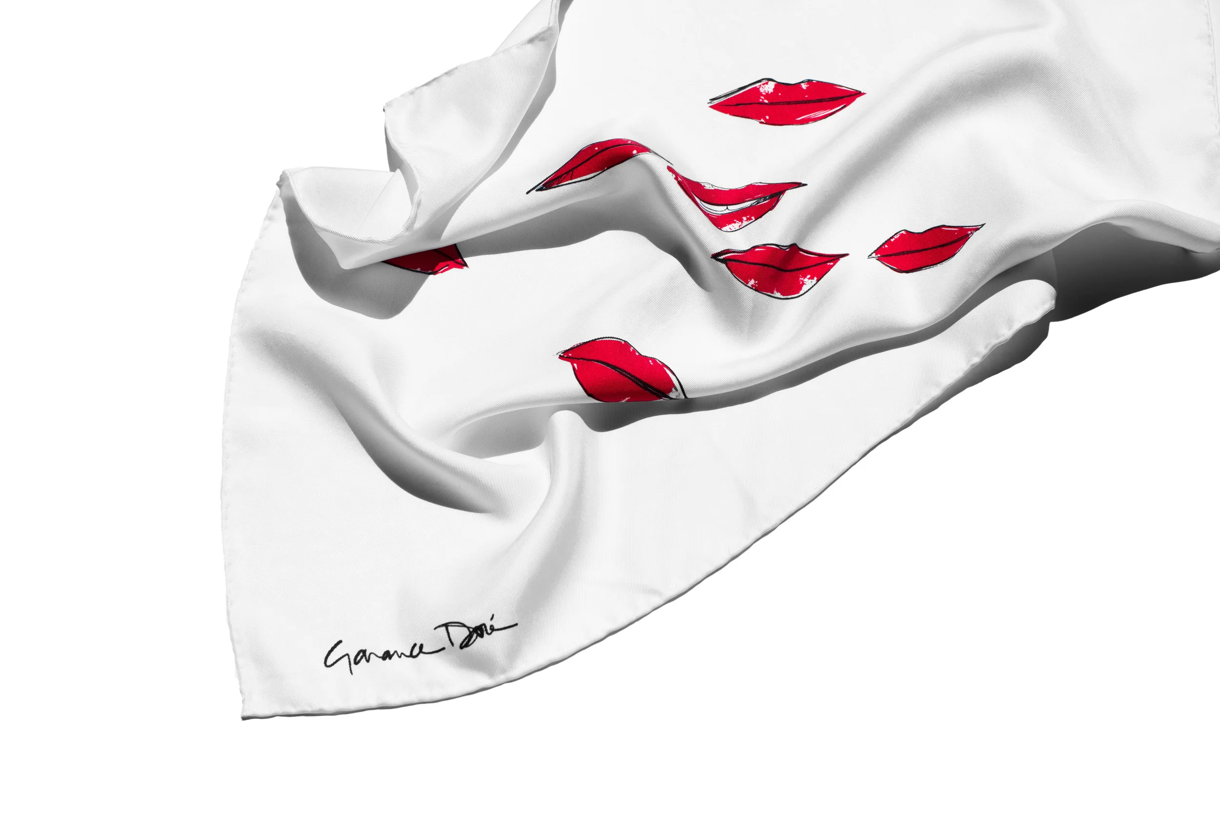 Lip-Scarf.jpg