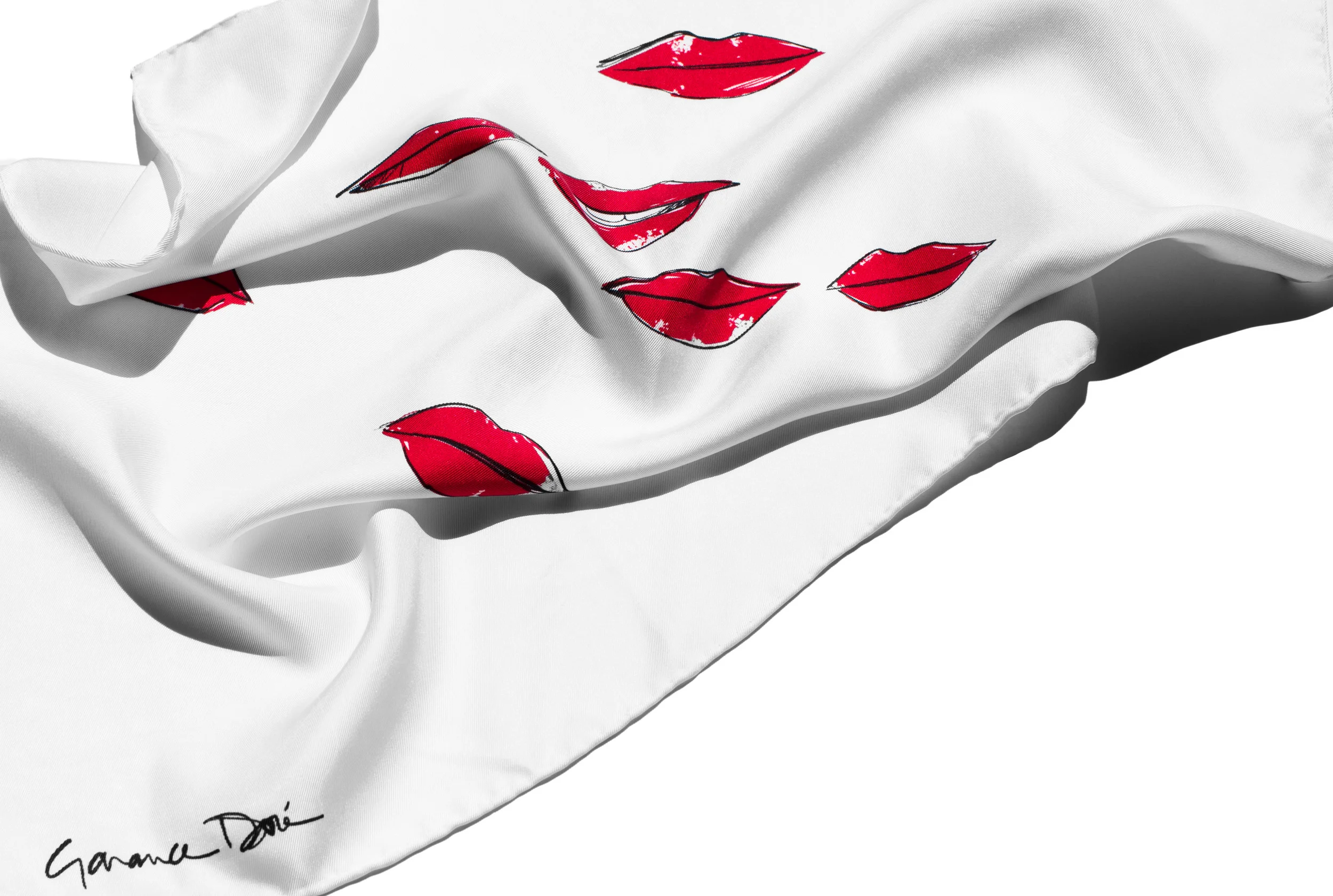 Lip-ScarfX.jpg