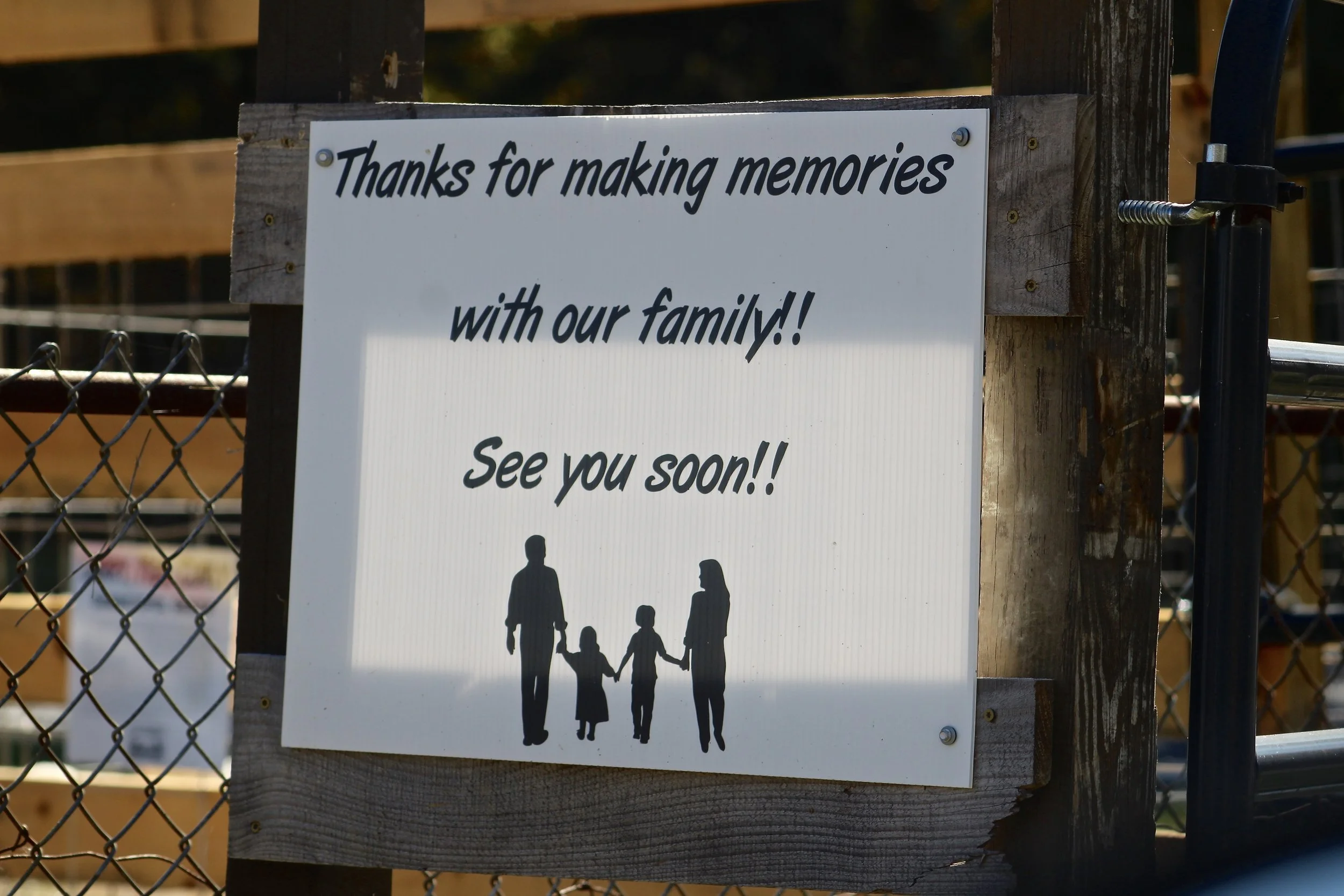 Goodnow Family Farm & Petting Zoo