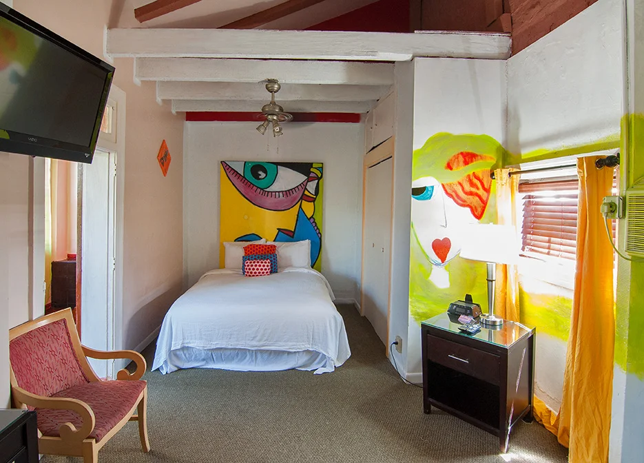 Unit 10 - King Suite