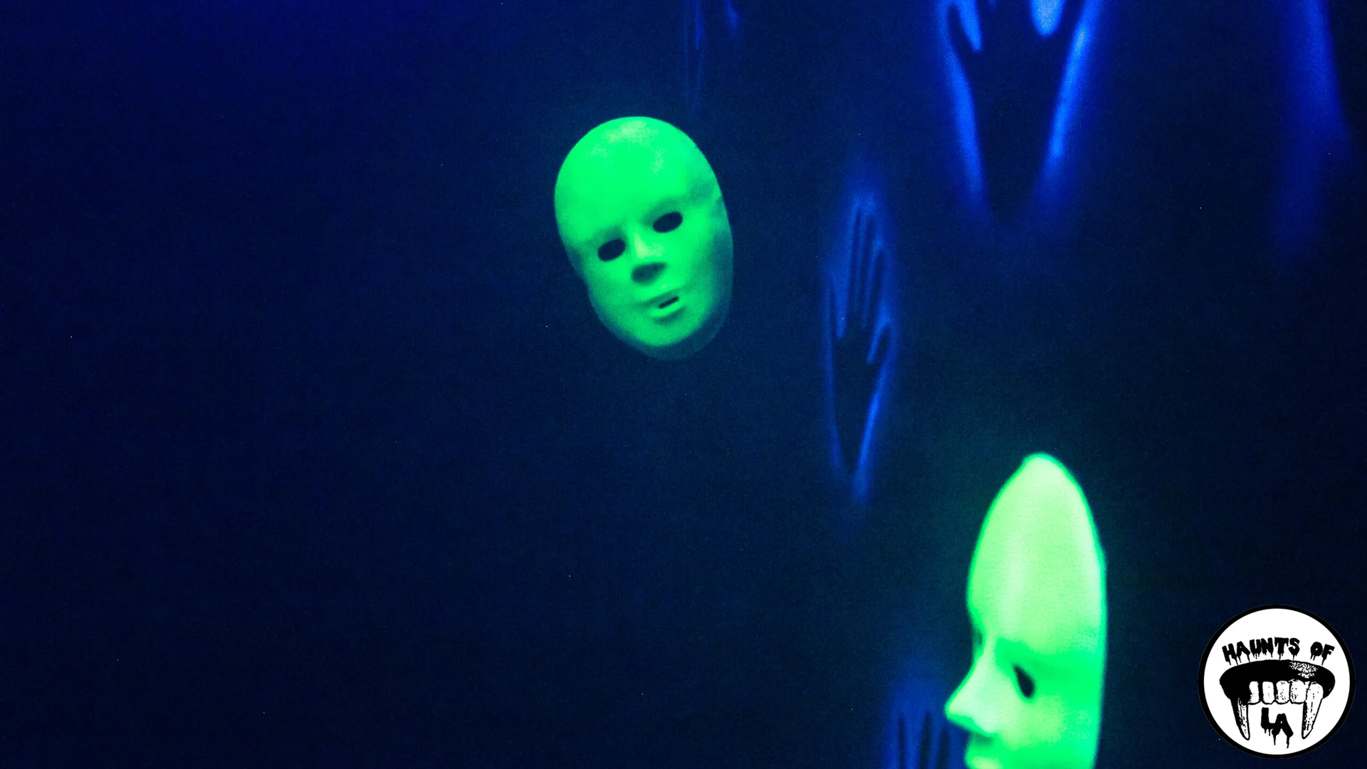 HOLA 18.10.28 - Club Fear 01.jpg