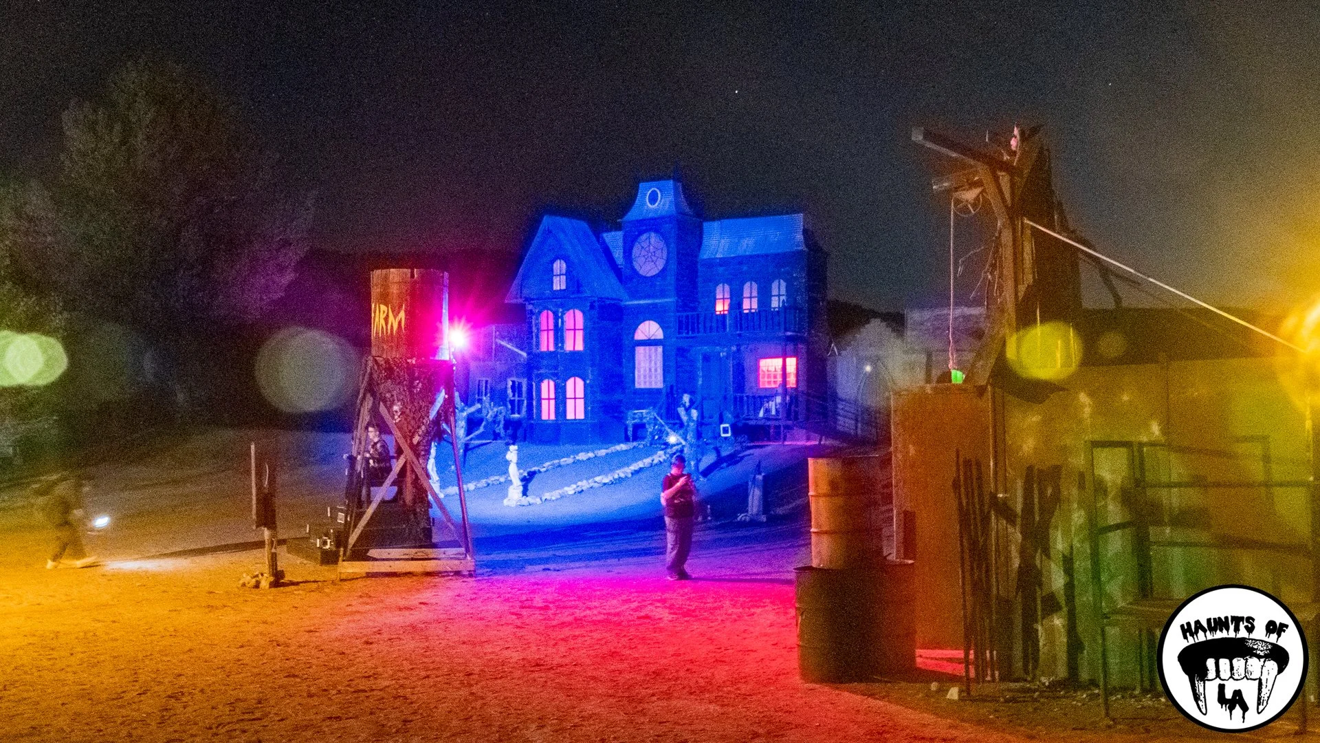 25.10.21 - HOLA Fear Farm -09 sz.jpg