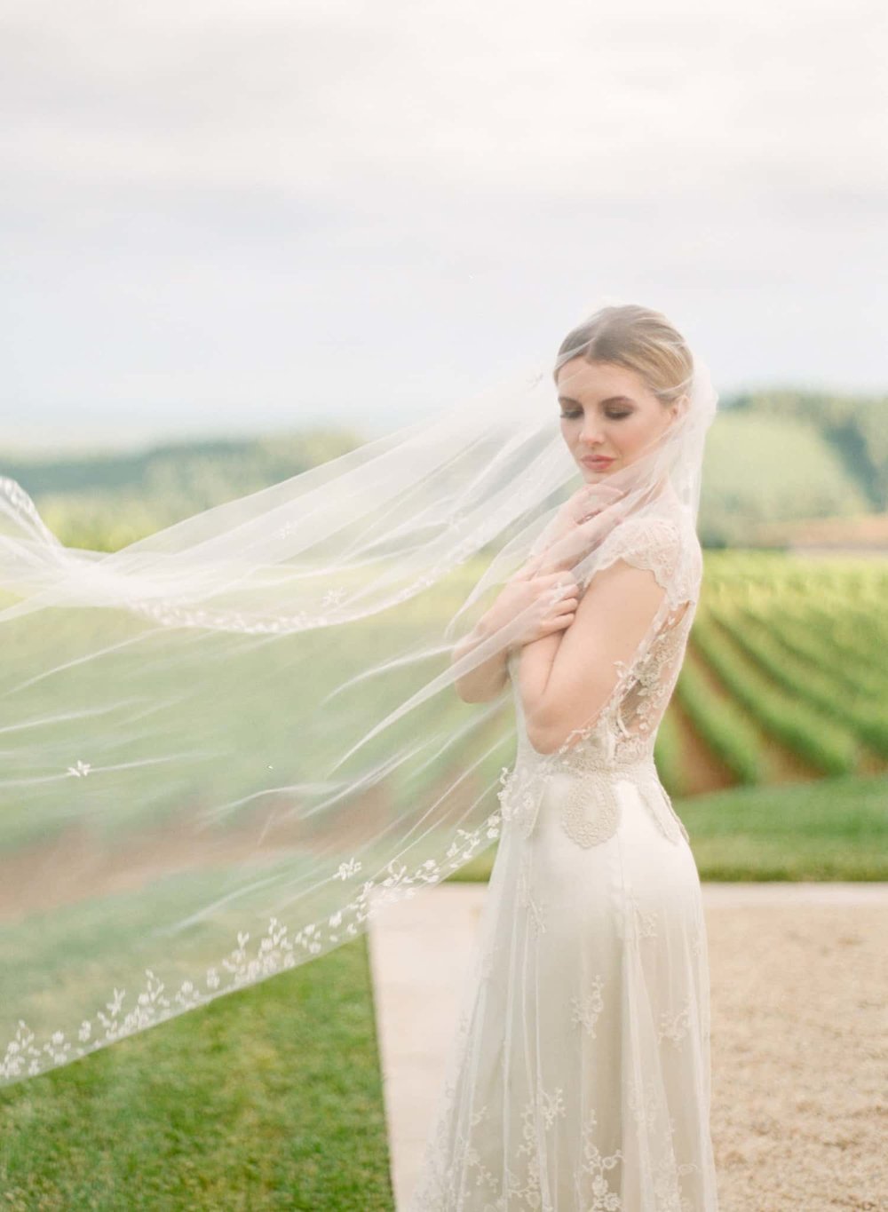 Bridal portrait with delicate veil 